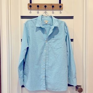 Light blue men’s Sonoma button-down shirt, size large, great condition!
